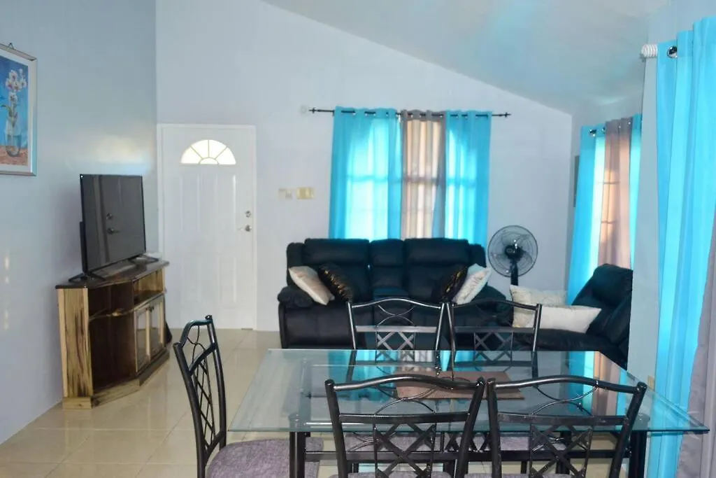 Gillaine'S Place Montego Bay 0*,  Jamajka